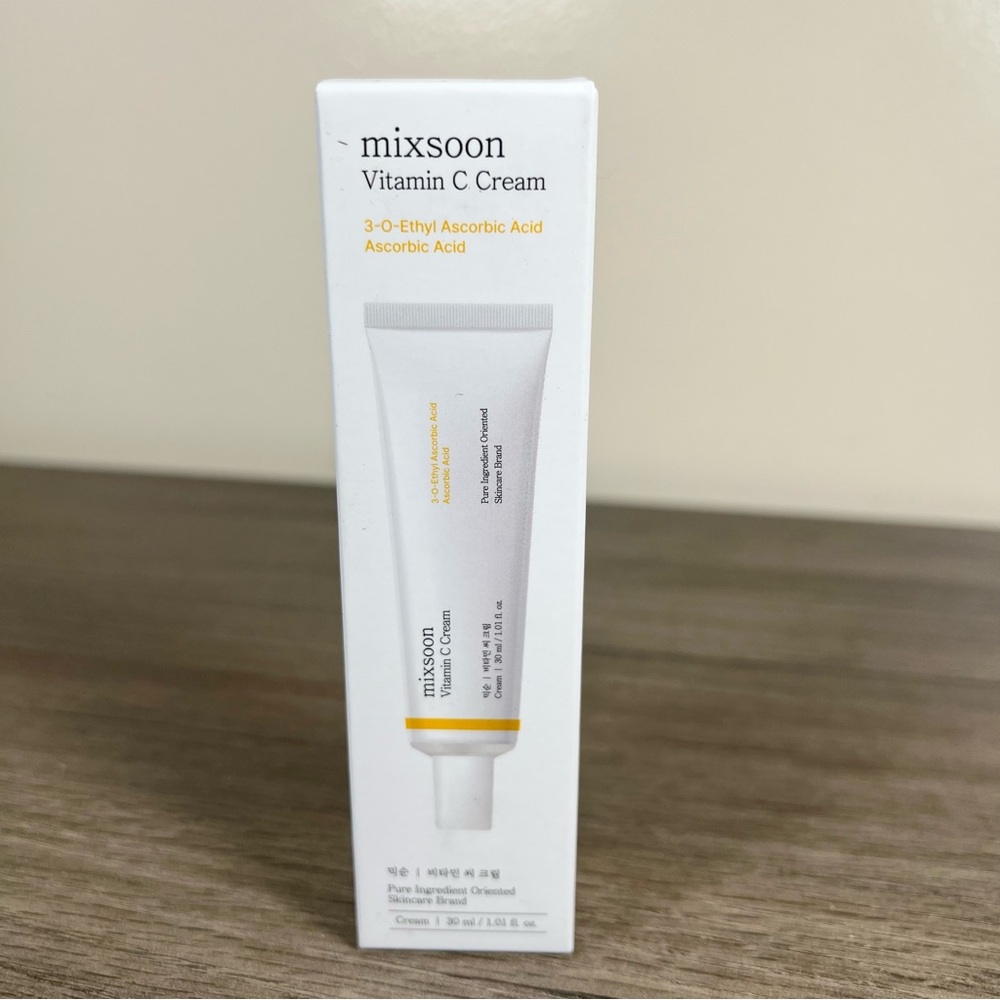 Korean Skincare Mixoon Vitamin C Cream - Picture 2 of 14